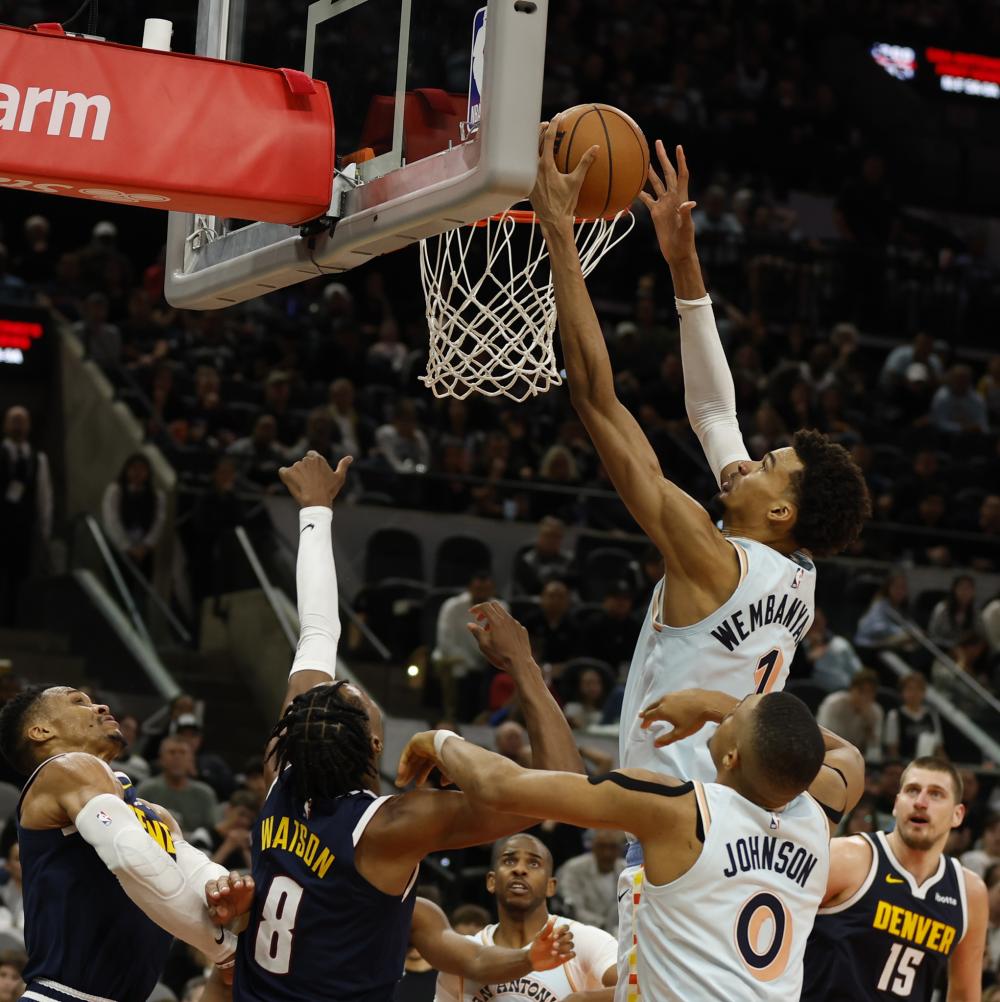 随着中国足 随着中国足