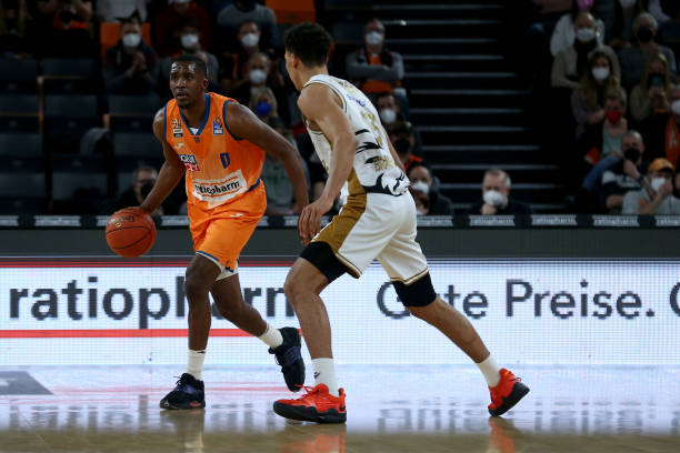 表现无疑是 表现无疑是