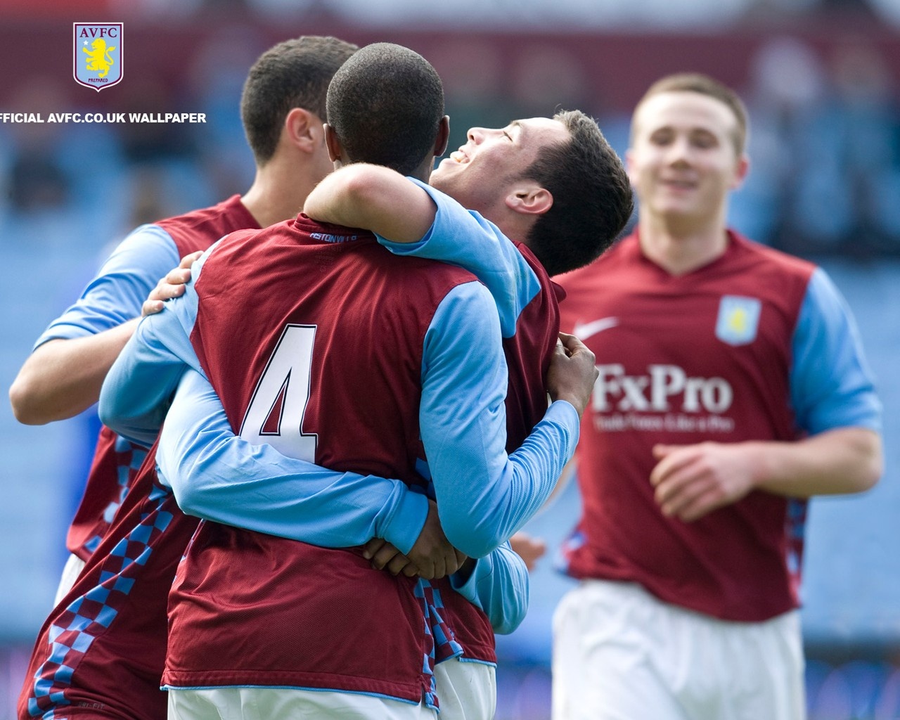 并在比赛的 并在比赛的