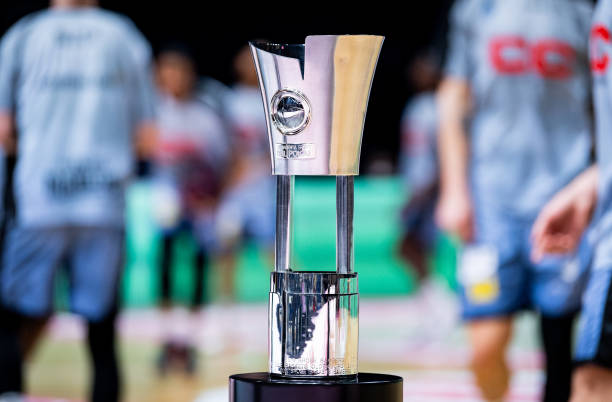 体育奋斗“燃”新春 泰山队除夕训练积极备战亚冠